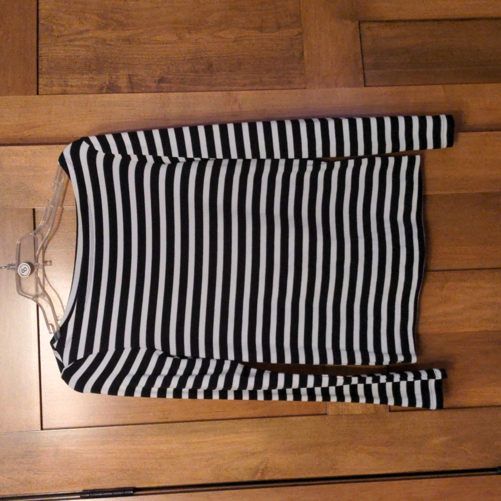 Gap Boat neck stripped shirt